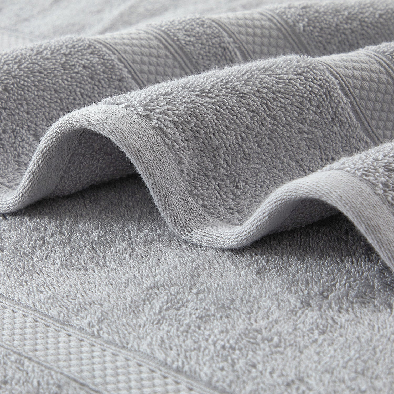 MDC Egyptian Cotton Luxury Bath Towel – 70 x 140cm - Silver