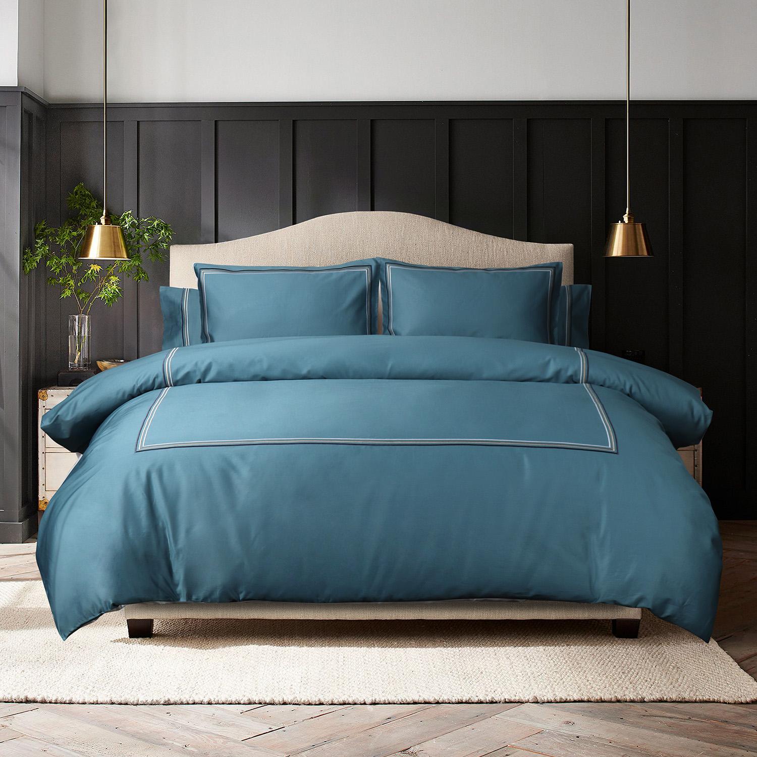 Bellami Hotel De Luxe Speedy Egyptian Cotton Bedding Set with Triple Embroidery Stitch